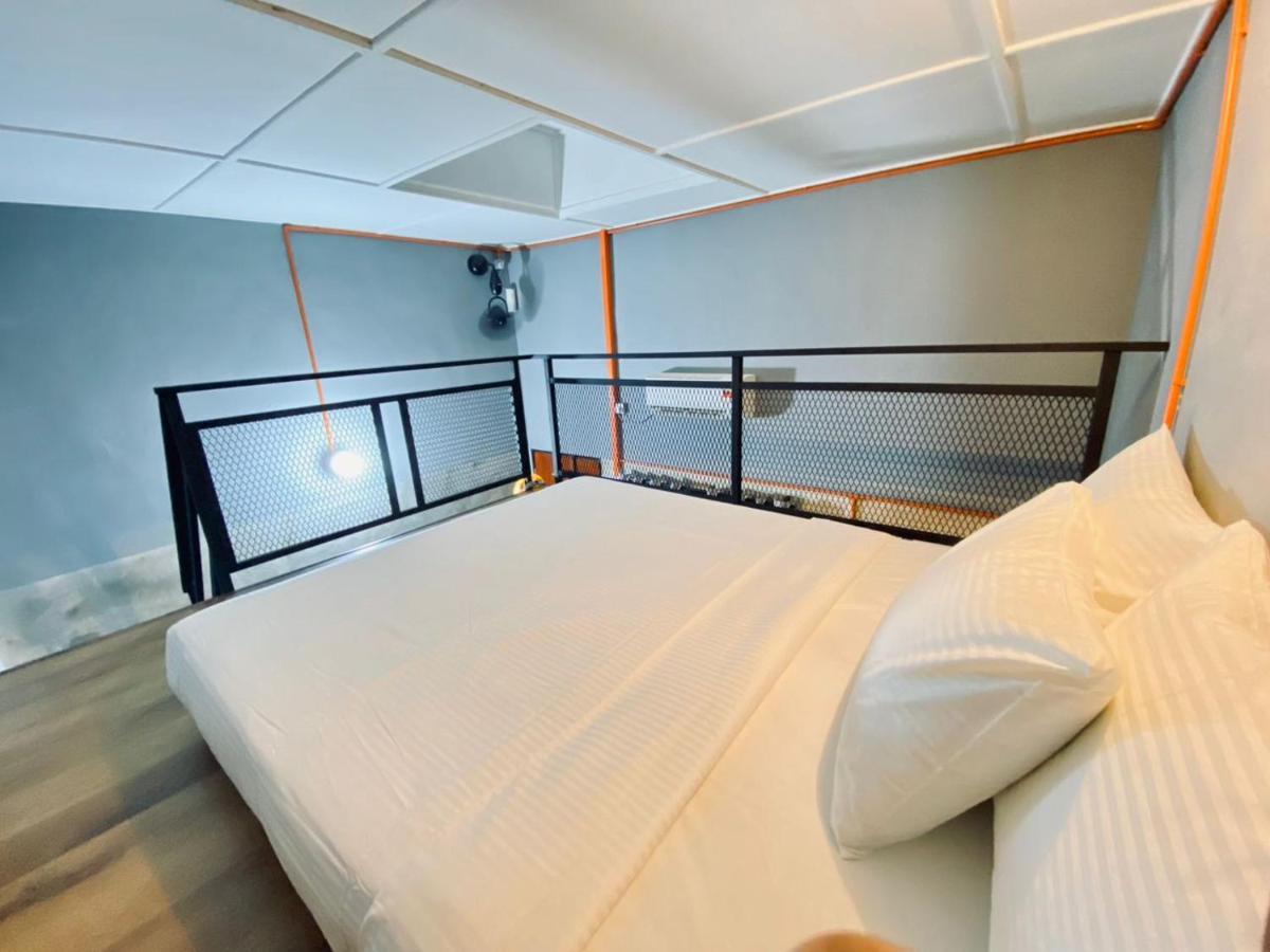 Ardour Lodge "A" Wing تانجونغ بونغاه المظهر الخارجي الصورة