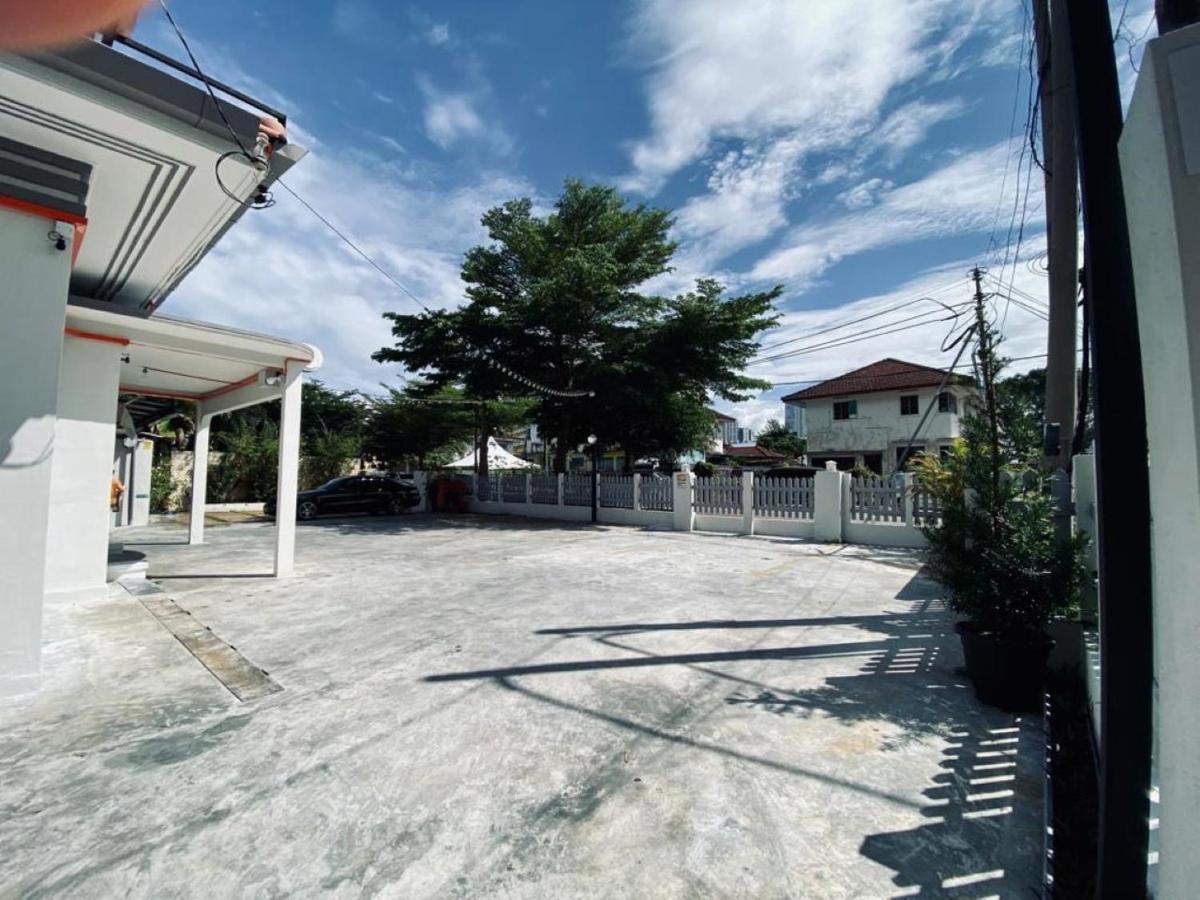 Ardour Lodge "A" Wing تانجونغ بونغاه المظهر الخارجي الصورة