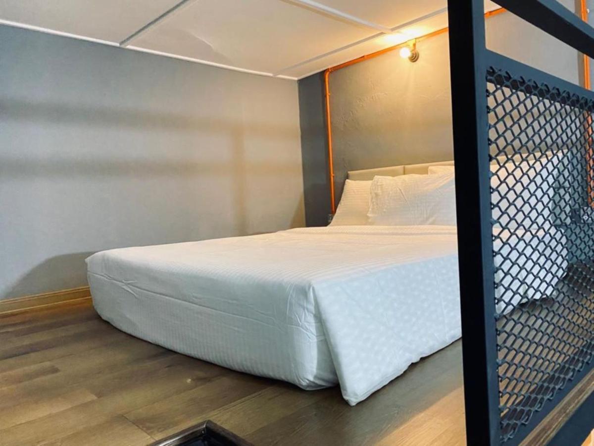 Ardour Lodge "A" Wing تانجونغ بونغاه المظهر الخارجي الصورة