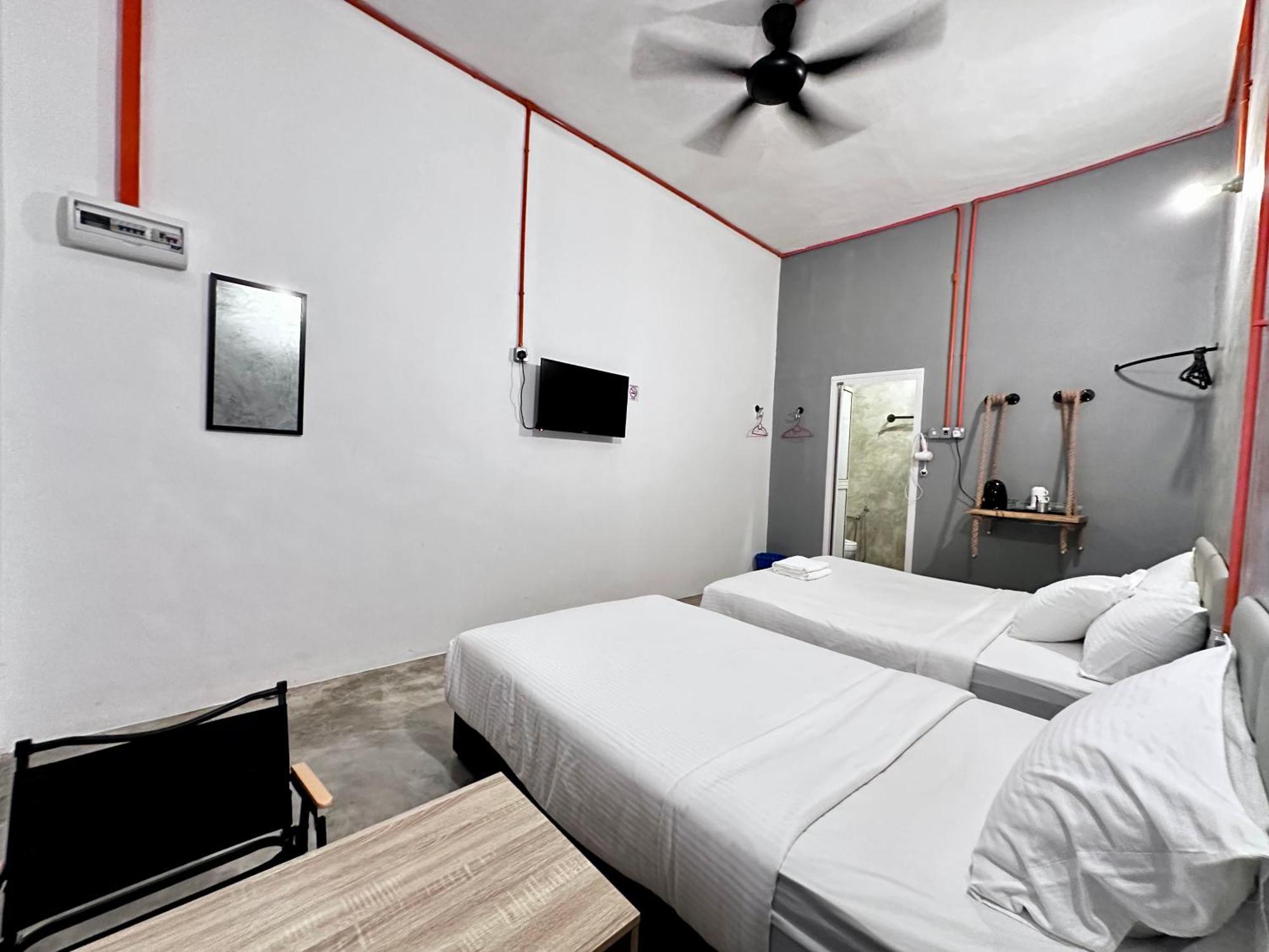Ardour Lodge "A" Wing تانجونغ بونغاه المظهر الخارجي الصورة