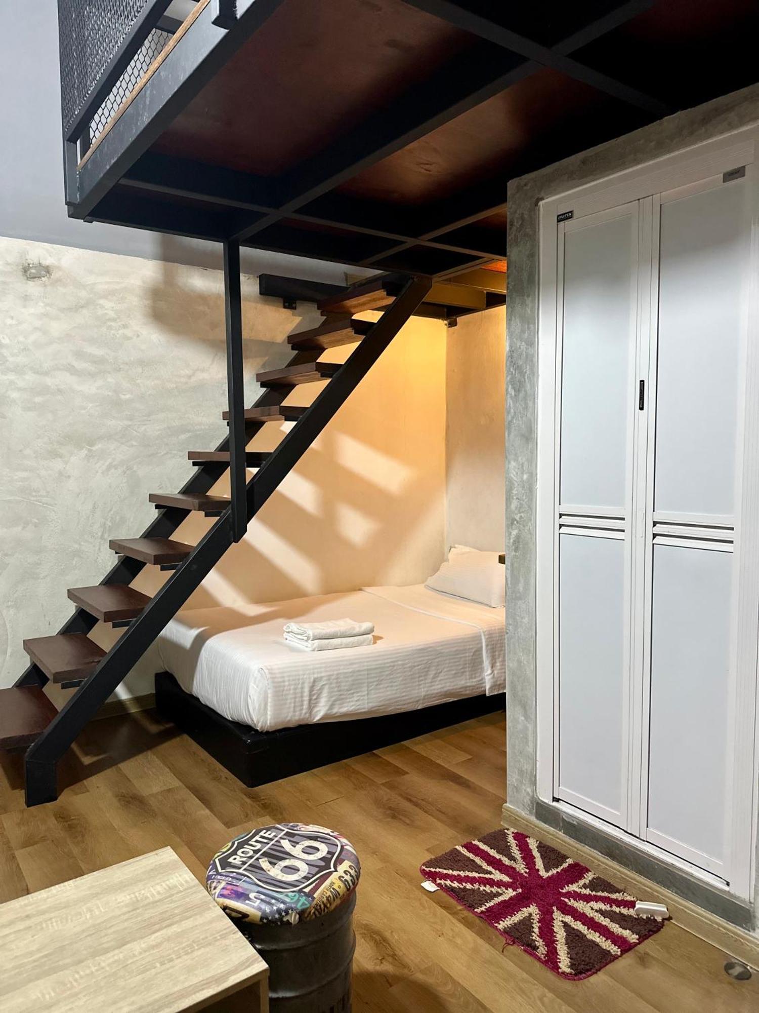 Ardour Lodge "A" Wing تانجونغ بونغاه المظهر الخارجي الصورة